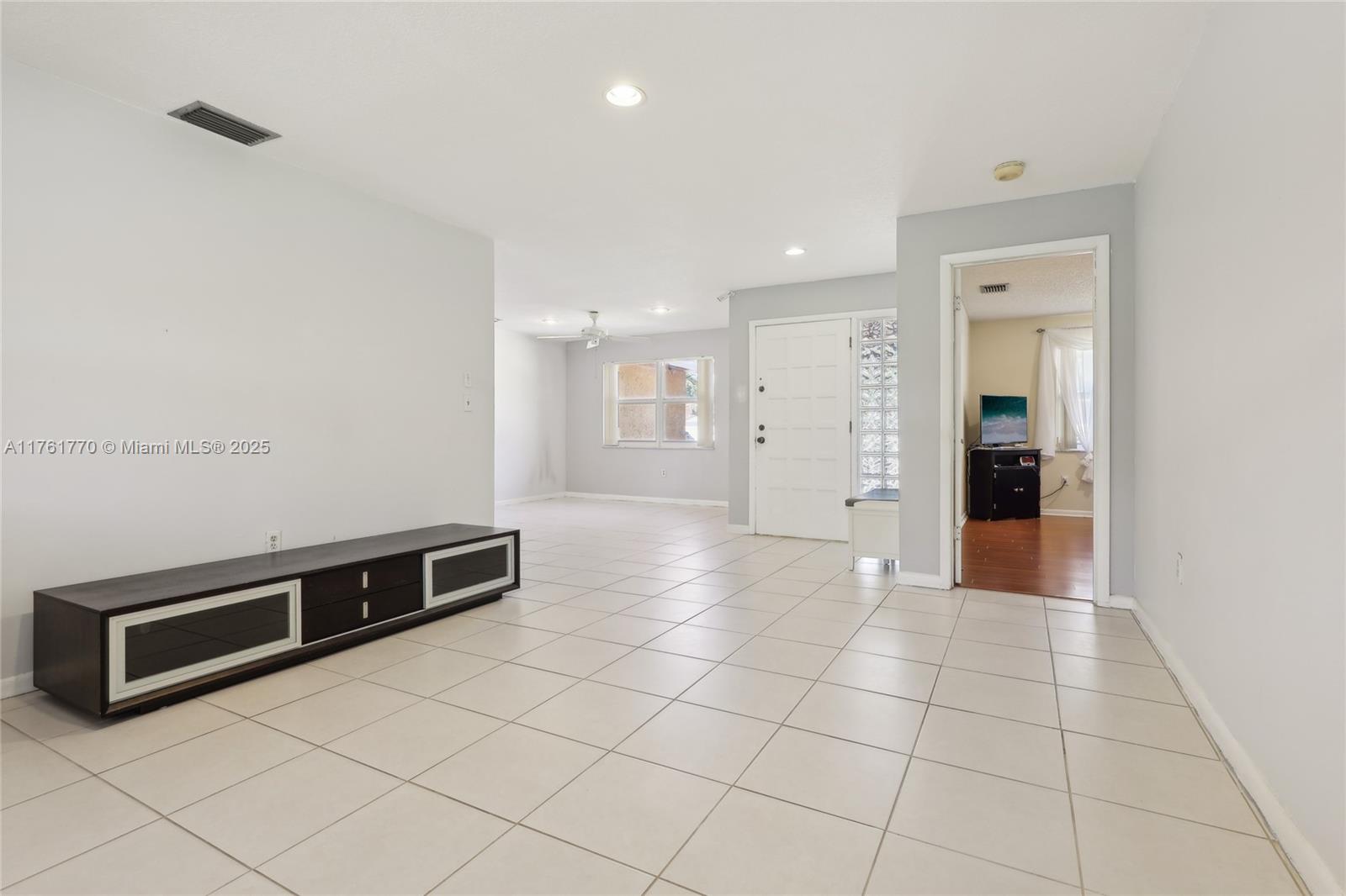 5664 SW 114th Ave, Cooper City, Florida image 11