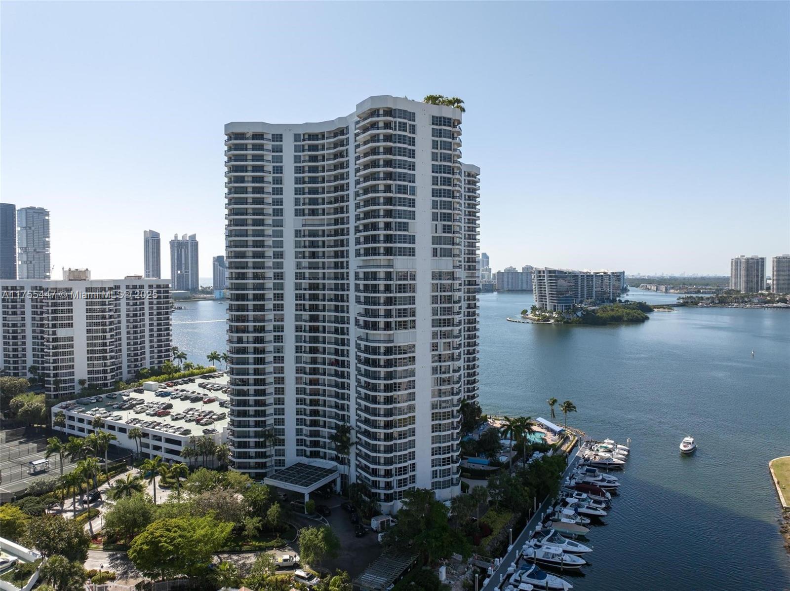 3530 Mystic Pointe Dr #303, Aventura, Florida image 34