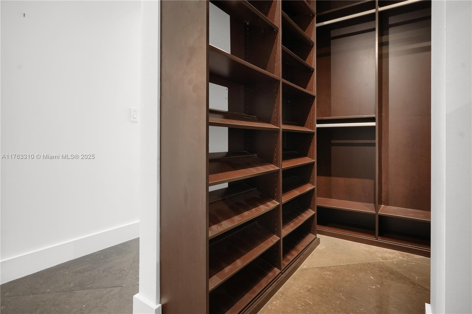 901 Brickell Key Blvd #3208, Miami FL 33131