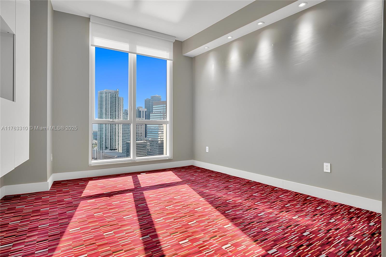 901 Brickell Key Blvd #3208, Miami FL 33131