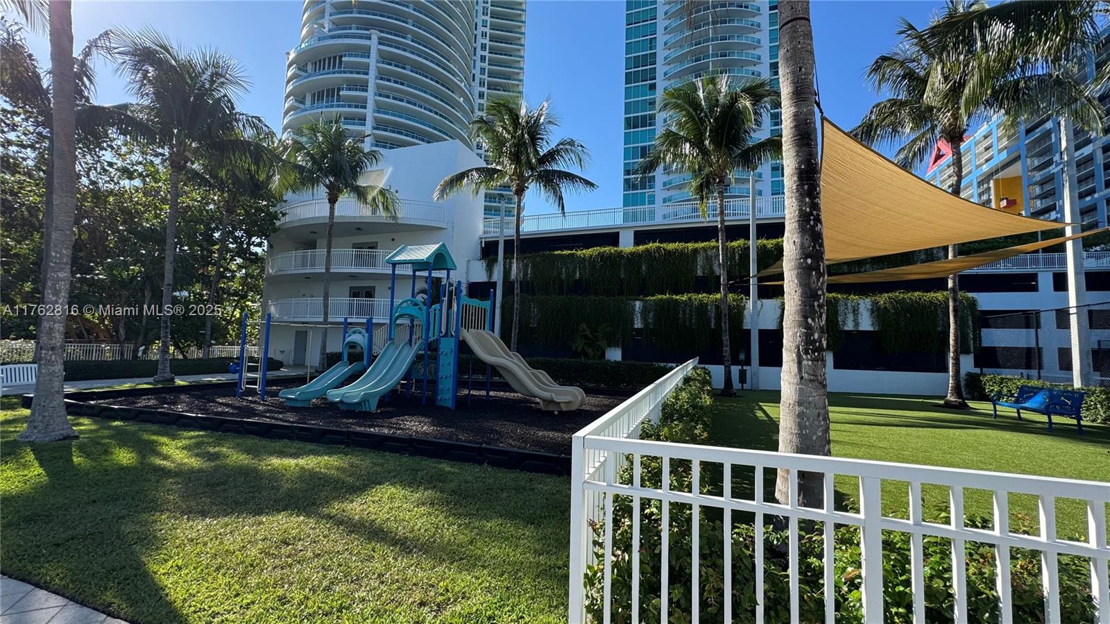 2101 Brickell Ave #1012, Miami FL 33129