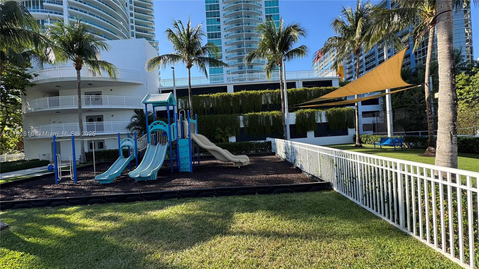 2101 Brickell Ave #1012, Miami FL 33129