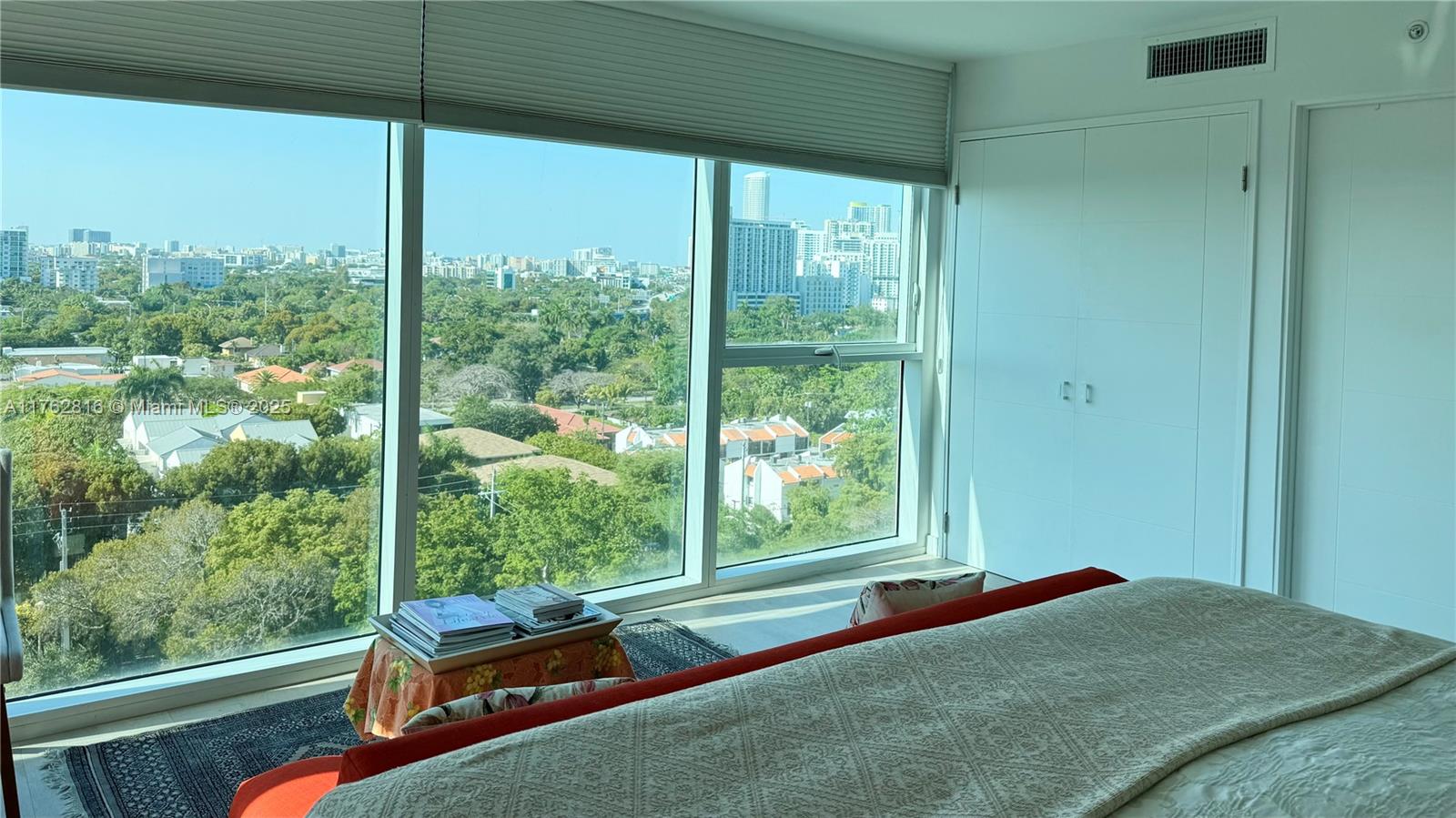 2101 Brickell Ave #1012, Miami FL 33129