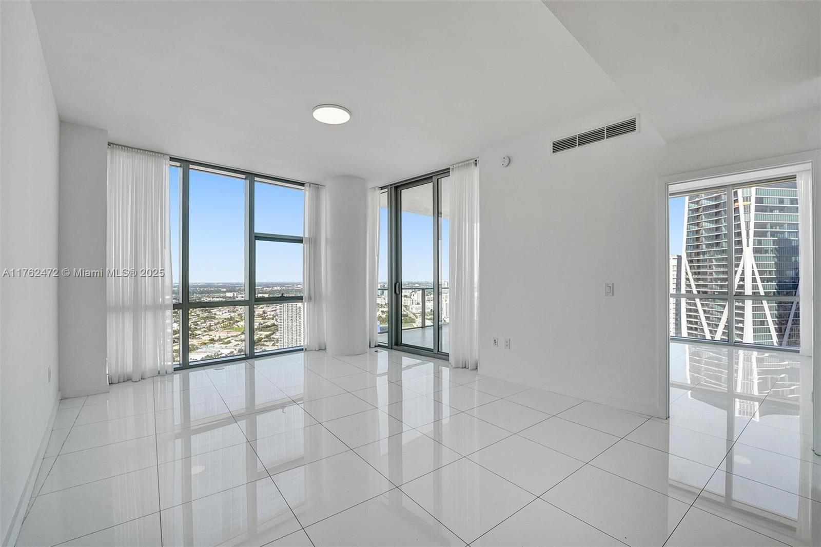 851 NE 1st Ave #4301, Miami FL 33132