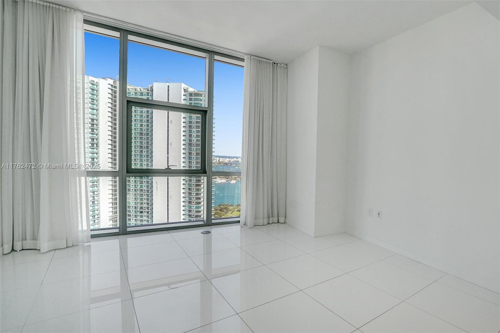851 NE 1st Ave #4301, Miami FL 33132