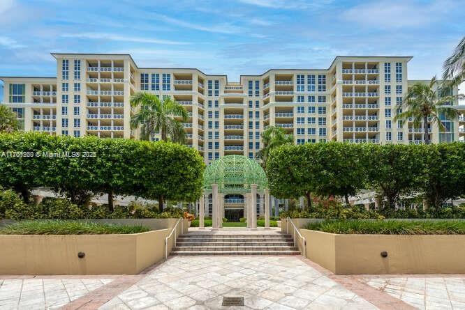 445 Grand Bay Dr #602, Key Biscayne, Florida image 37