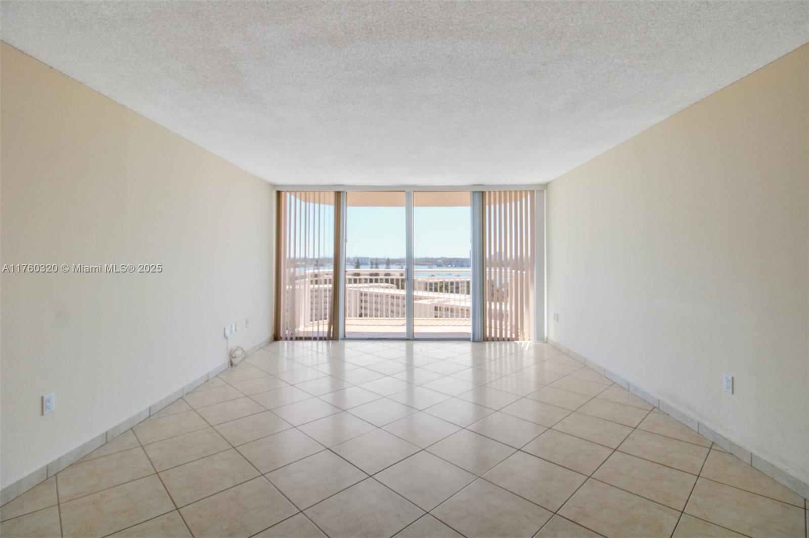 18011 Biscayne Blvd #1103, Aventura, Florida image 4