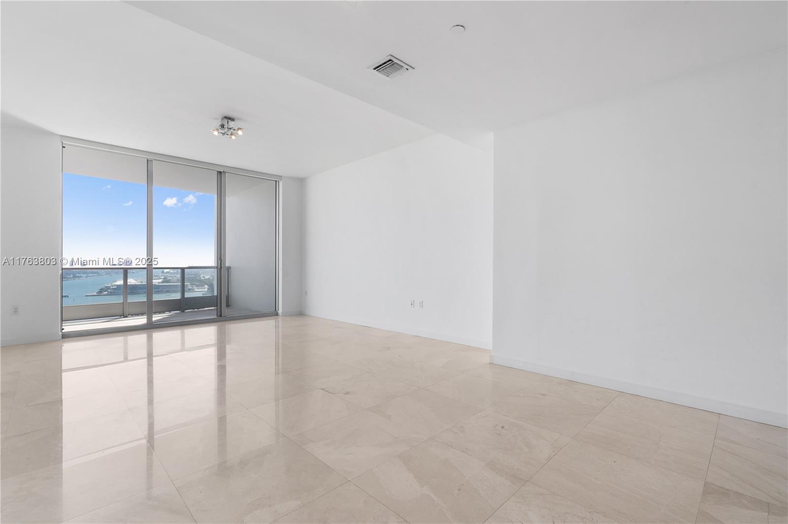 900 BISCAYNE BL #2309, Miami FL 33132