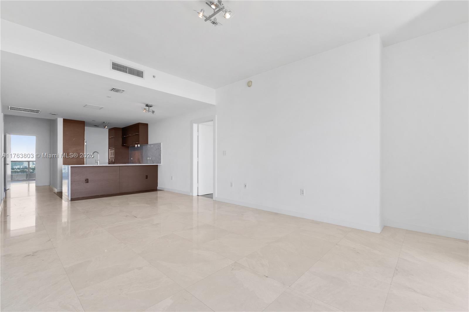 900 BISCAYNE BL #2309, Miami FL 33132
