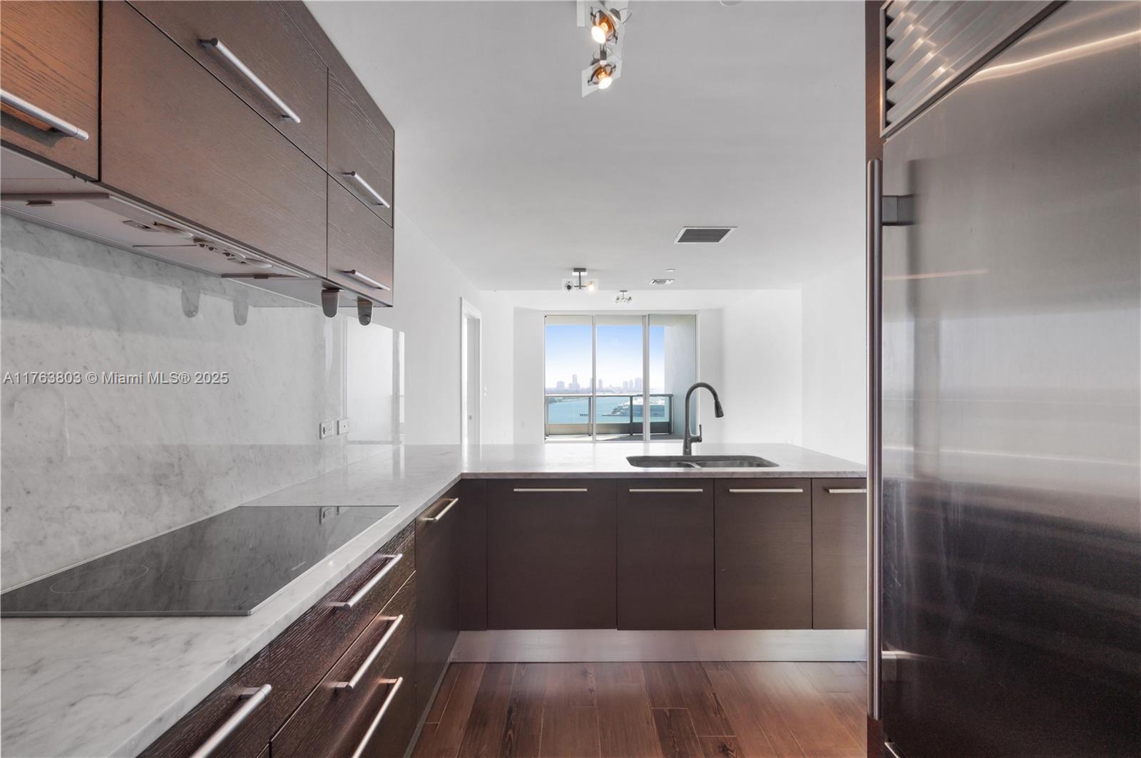 900 BISCAYNE BL #2309, Miami FL 33132