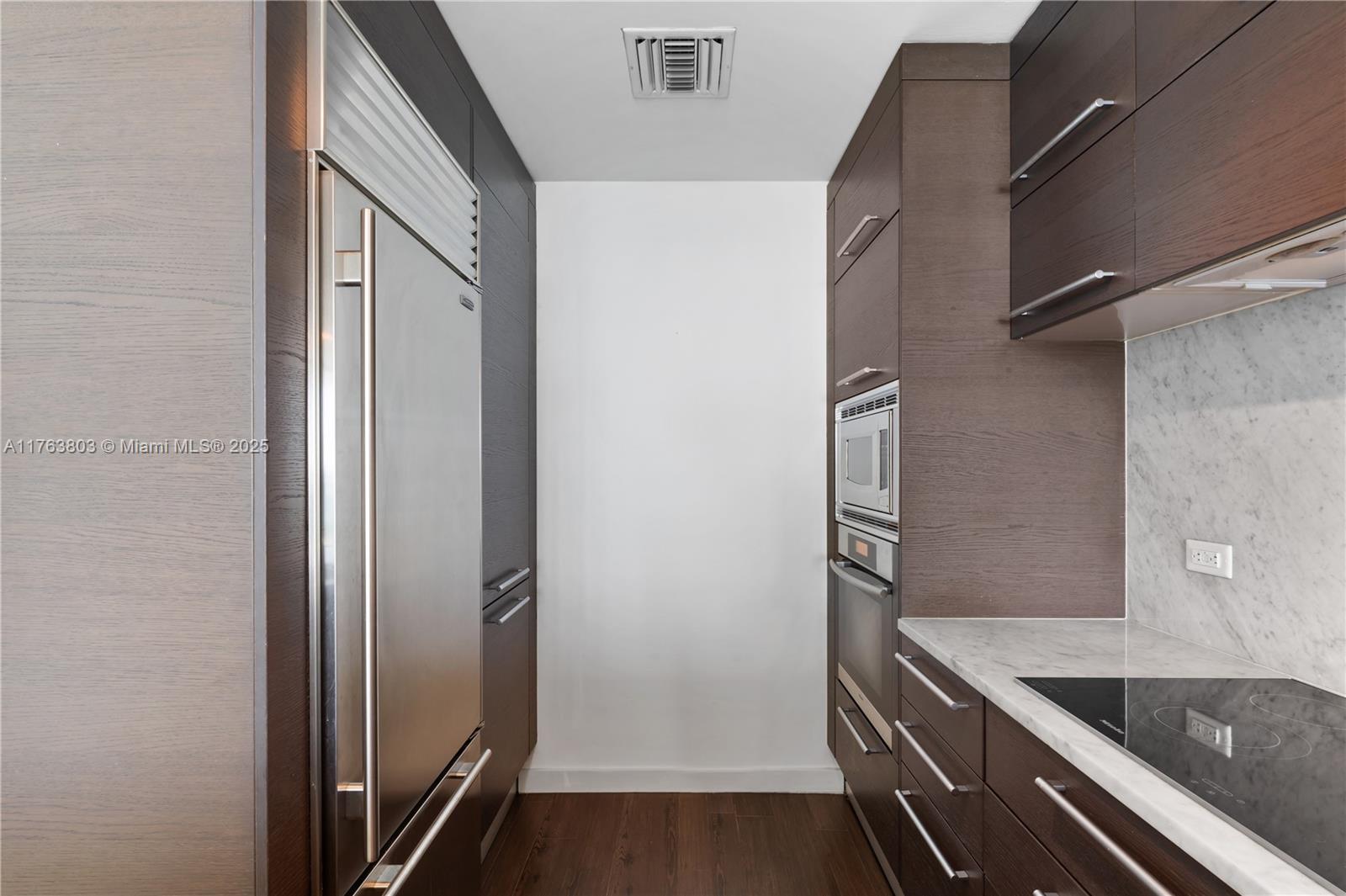 900 BISCAYNE BL #2309, Miami FL 33132