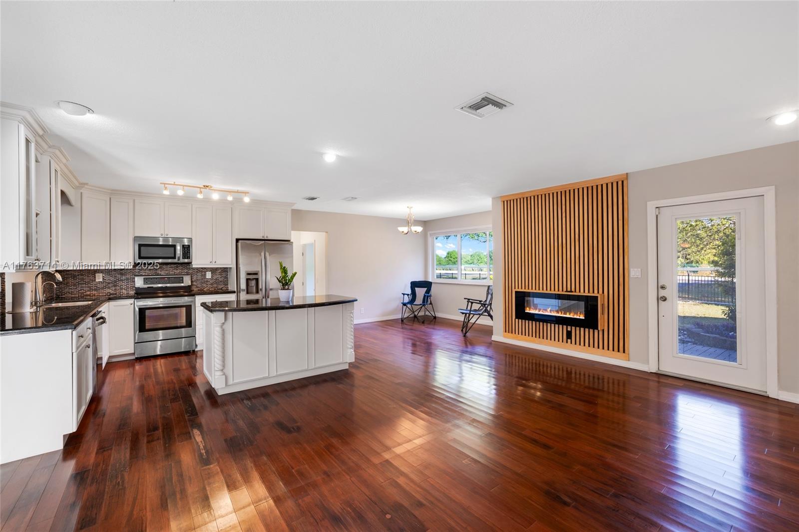 13390 SW 26th St, Davie, Florida image 6