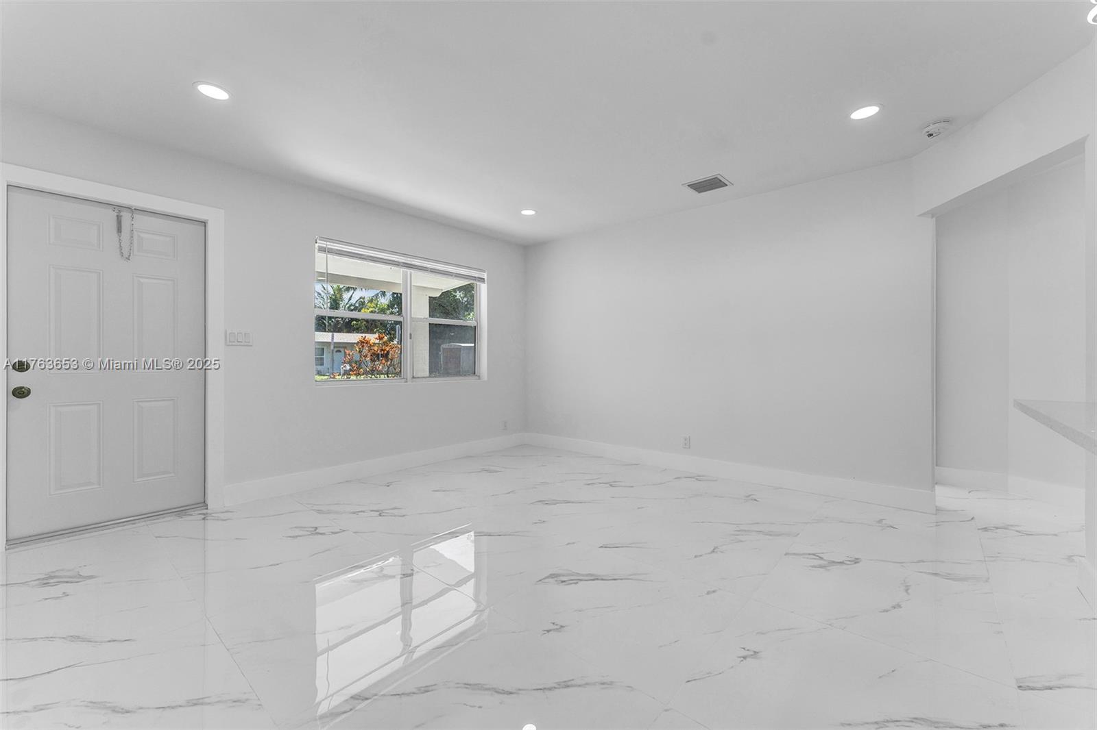 3837 NE 16th Ter, Pompano Beach, Florida image 23