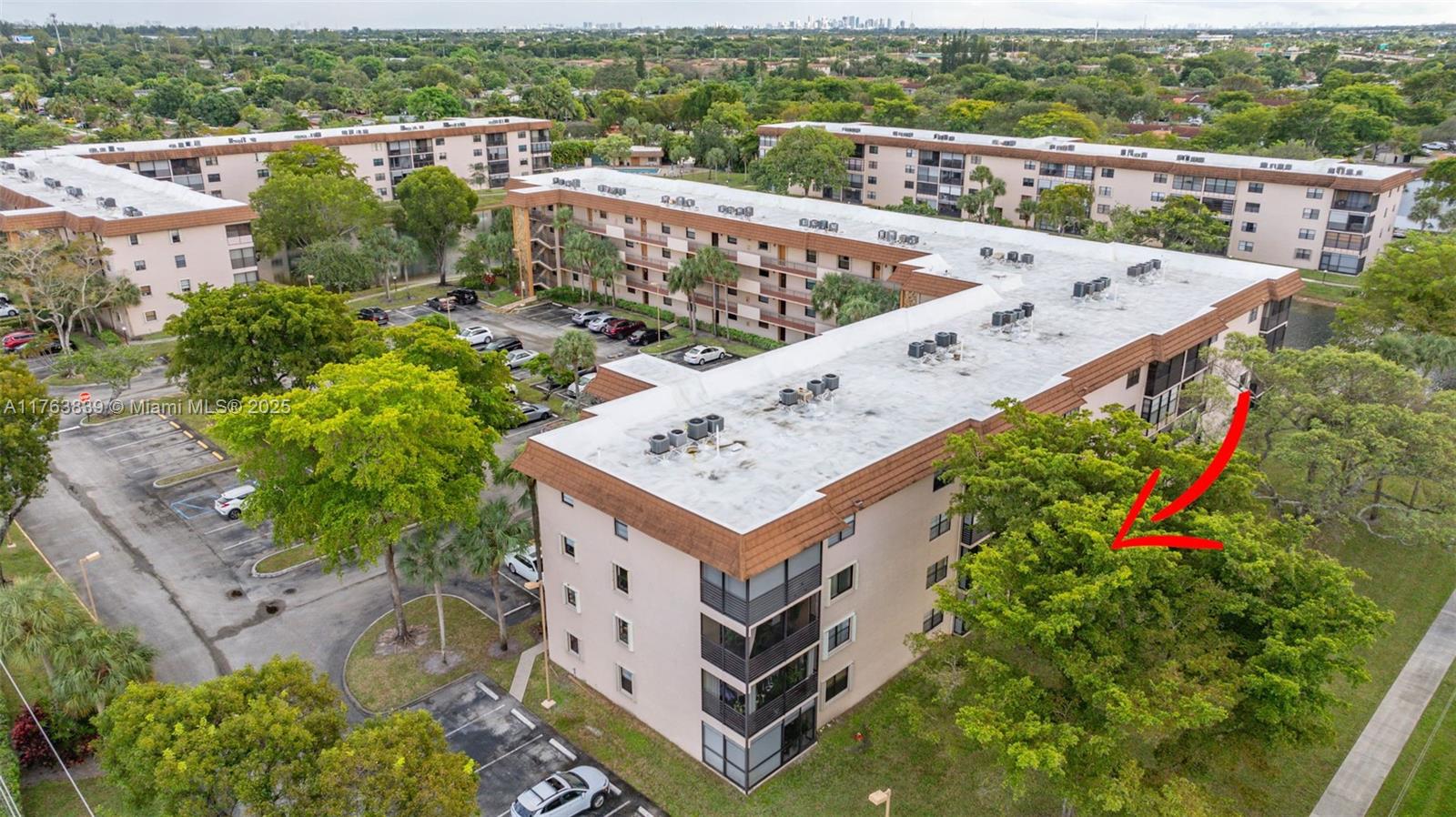 4940 E Sabal Palm Blvd #110, Tamarac, Florida image 31