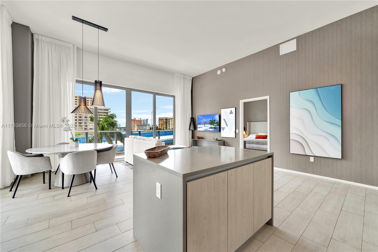 4010 S Ocean Dr R309