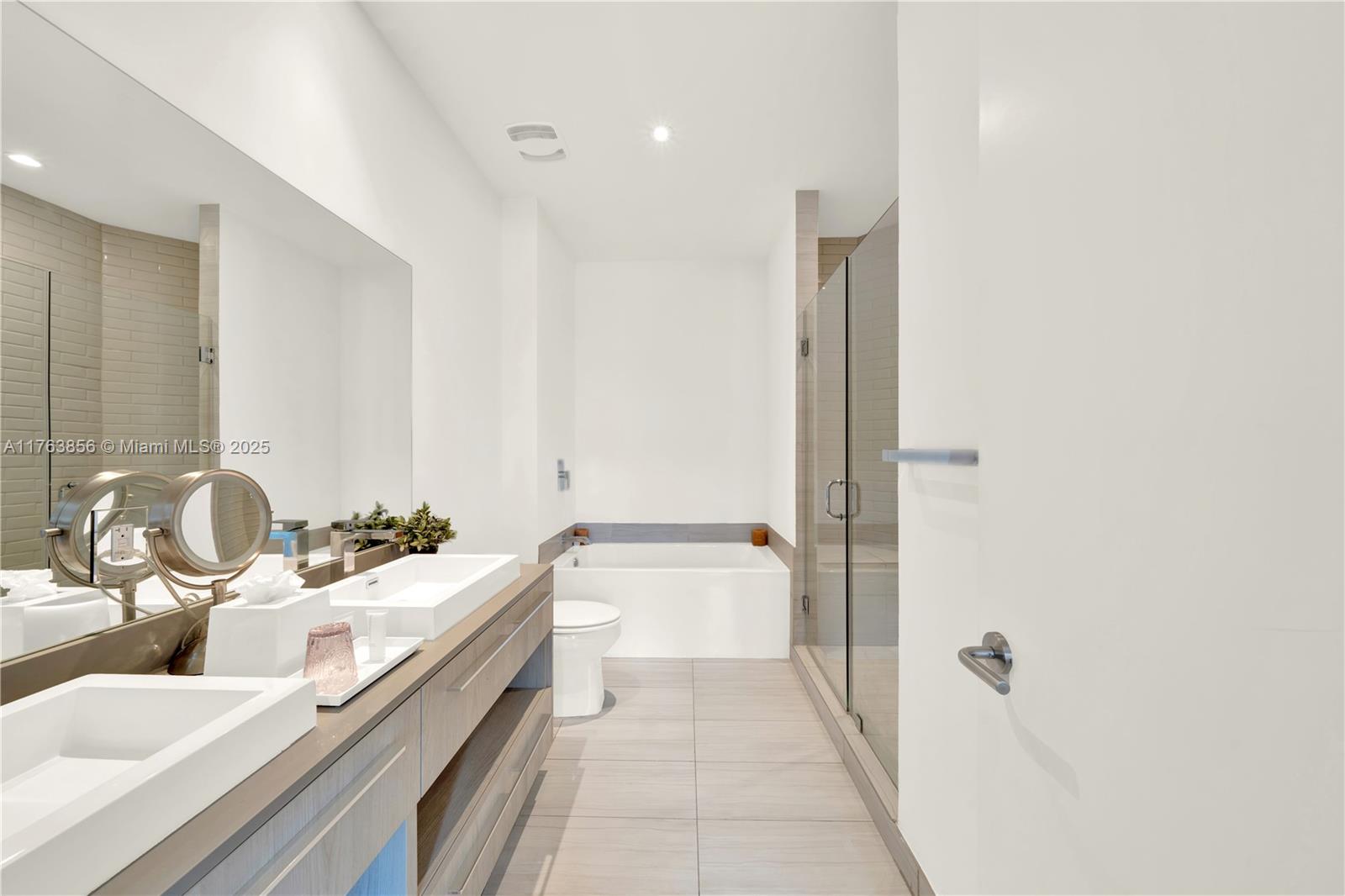 4010 S Ocean Dr R309