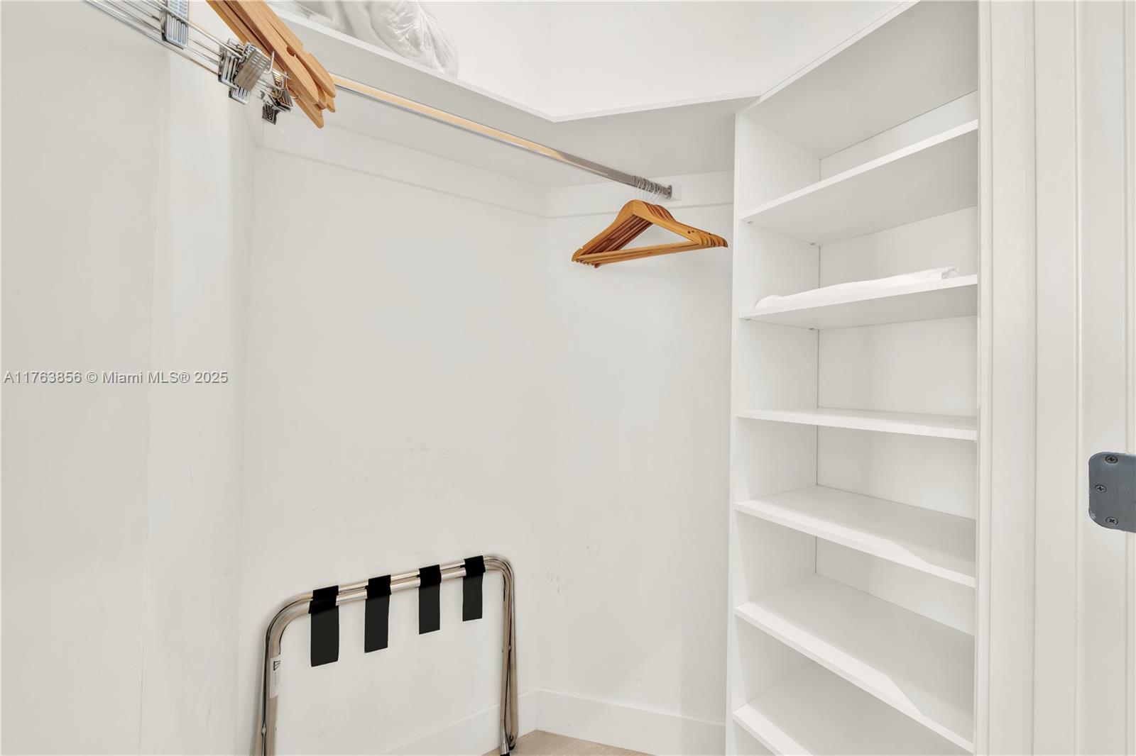 4010 S Ocean Dr R309