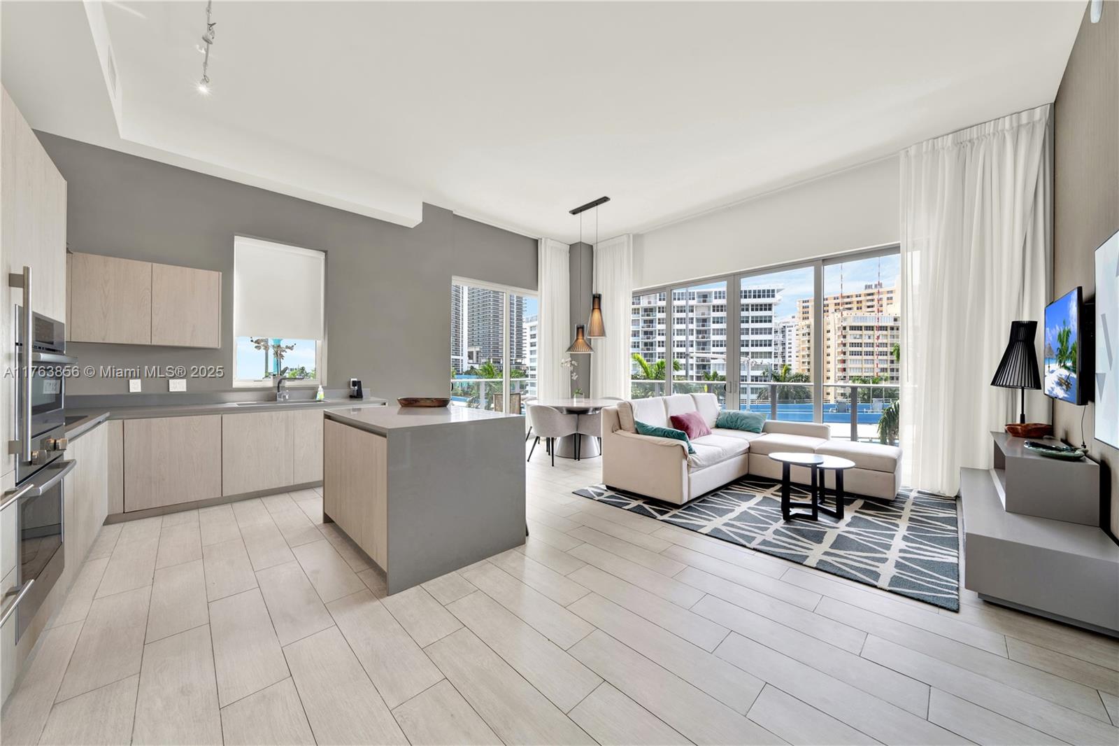4010 S Ocean Dr R309
