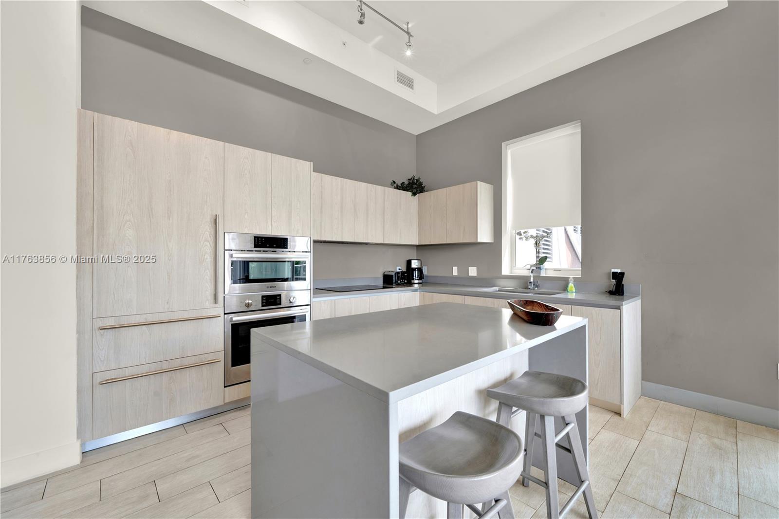 4010 S Ocean Dr R309
