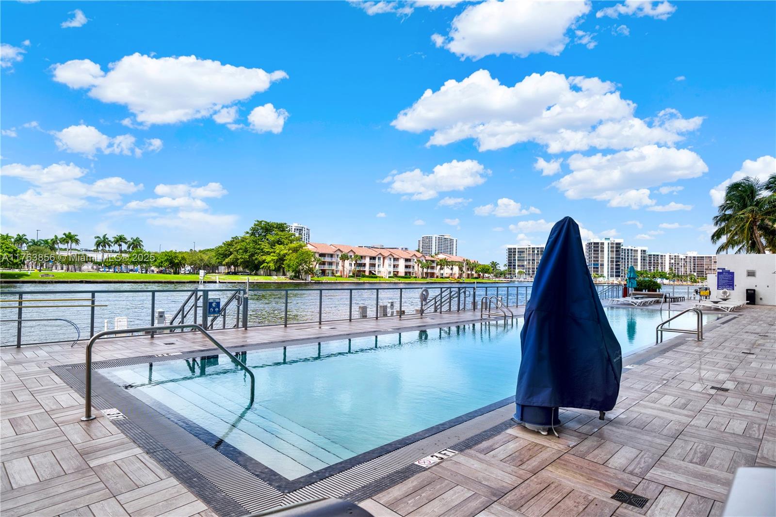 4010 S Ocean Dr R309