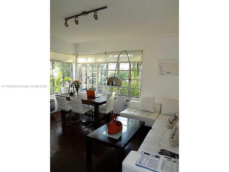 1611  Euclid Ave #9 For Sale A11763059, FL