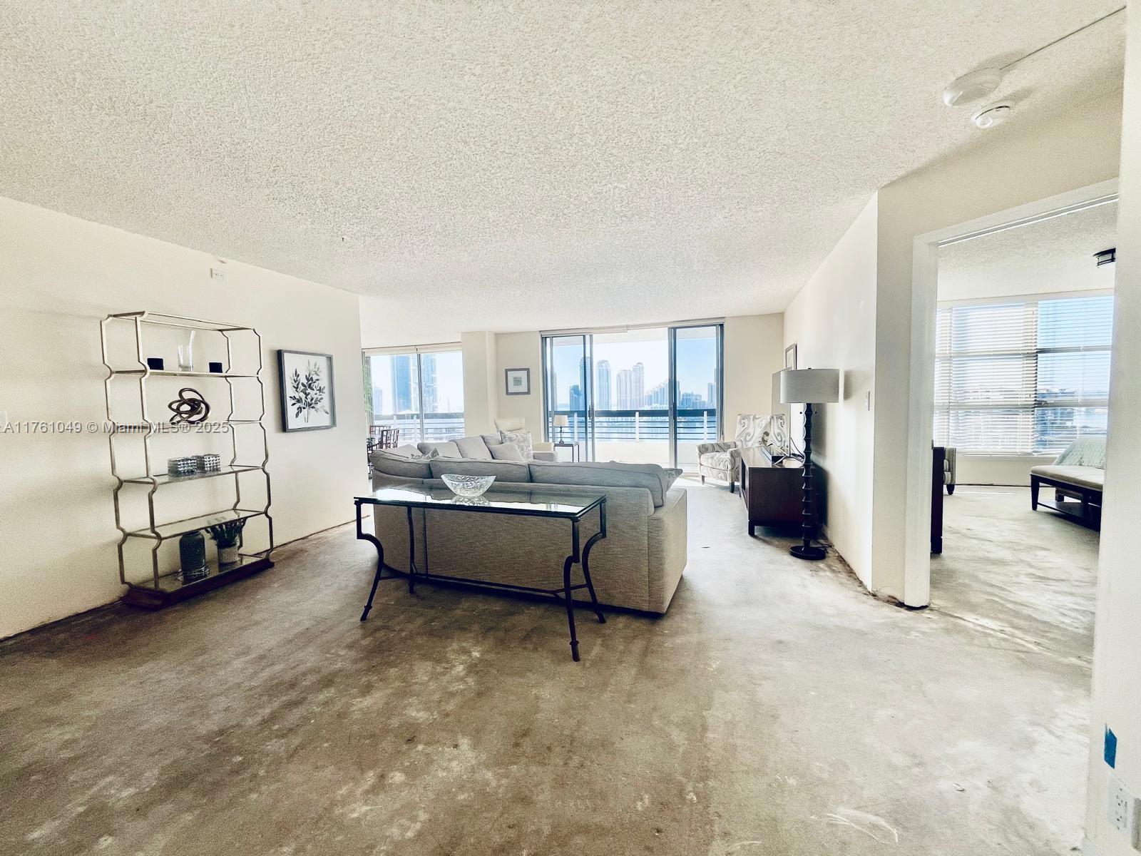 3530 Mystic Pointe Dr #2210, Aventura FL 33180