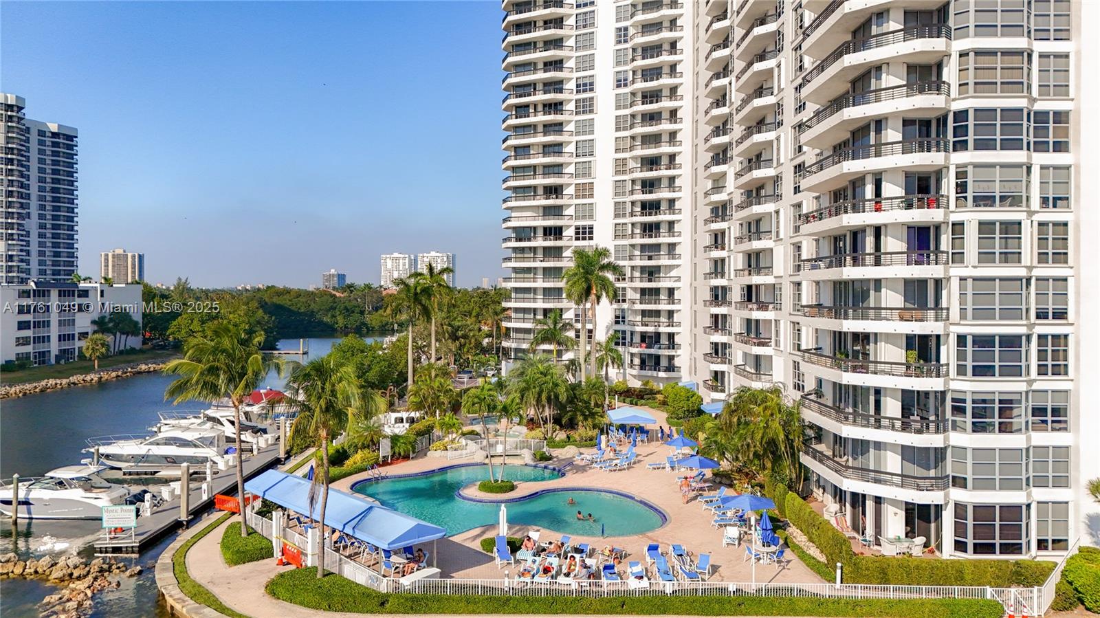 3530 Mystic Pointe Dr #2210, Aventura FL 33180