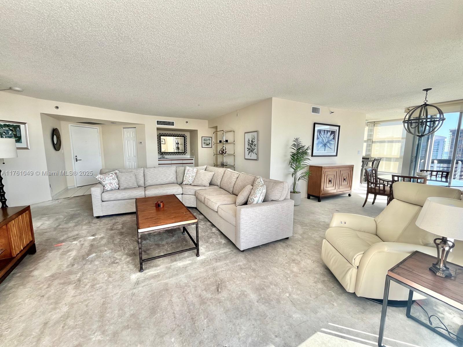 3530 Mystic Pointe Dr #2210, Aventura, Florida image 4