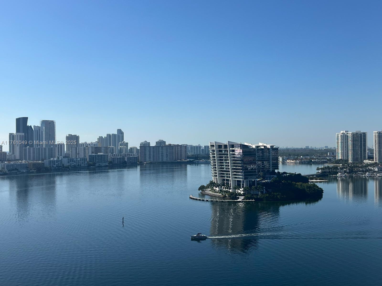 3530 Mystic Pointe Dr #2210, Aventura FL 33180