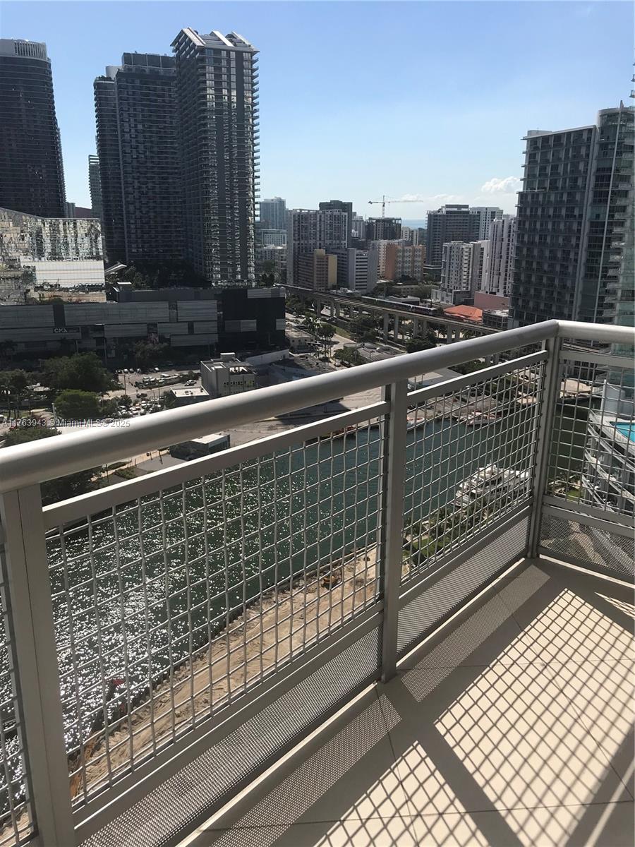 350 S Miami Ave #2404, Miami FL 33130