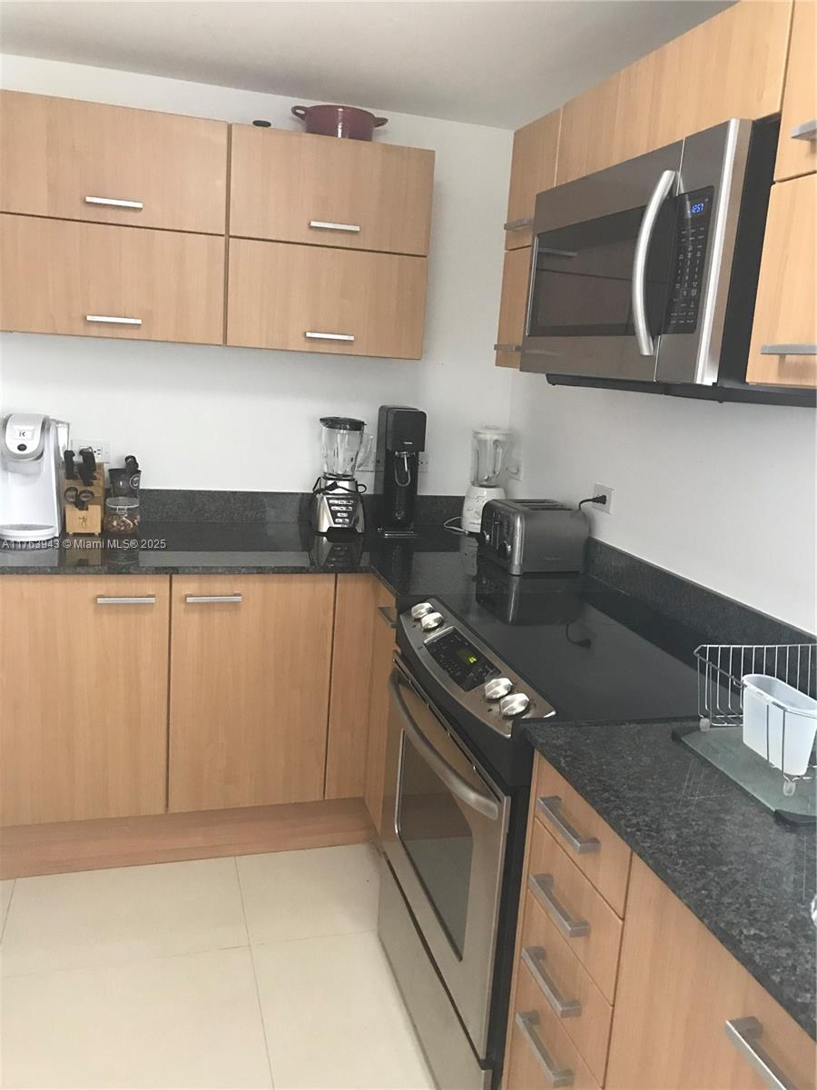 350 S Miami Ave #2404, Miami FL 33130