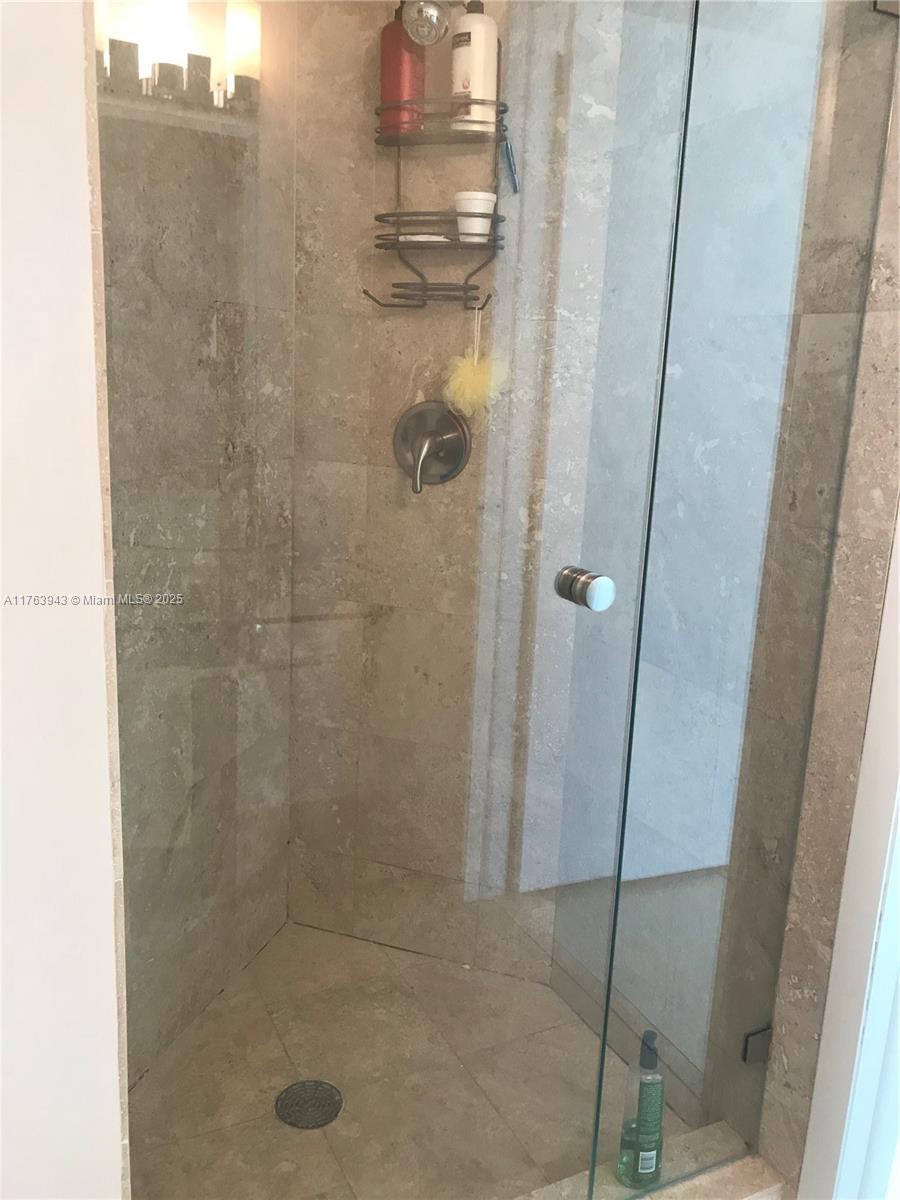 350 S Miami Ave #2404, Miami FL 33130