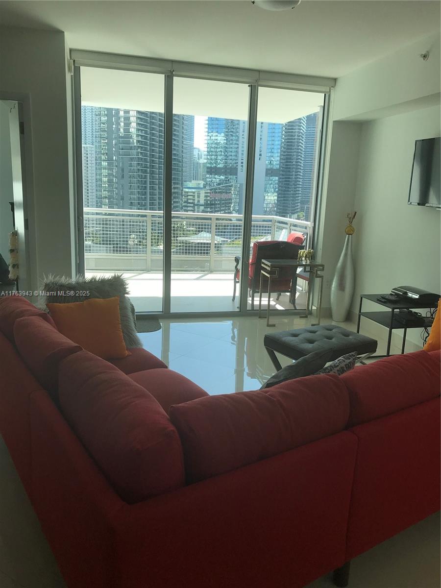 350 S Miami Ave #2404, Miami FL 33130