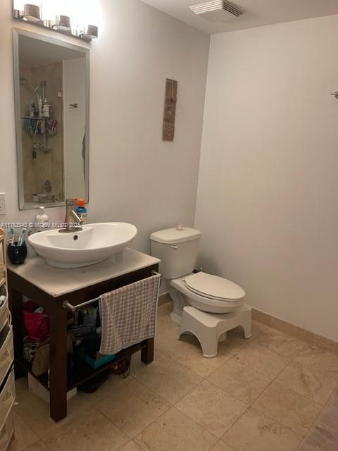 350 S Miami Ave #2404, Miami FL 33130