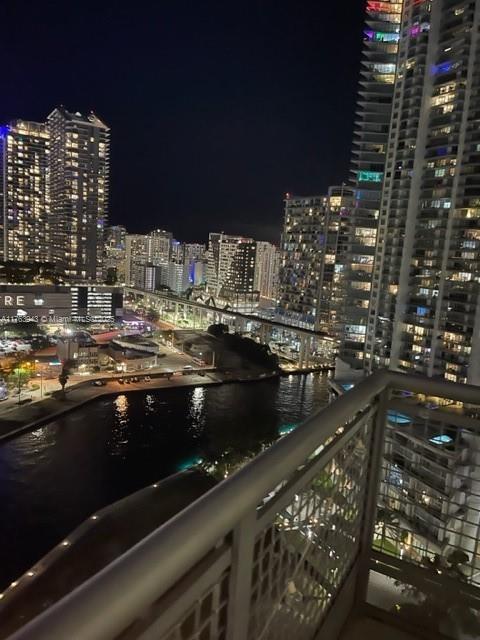 350 S Miami Ave #2404, Miami FL 33130