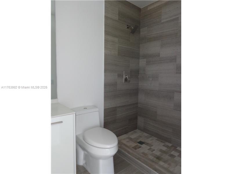 1300 Brickell Bay Dr #2603, Miami FL 33131
