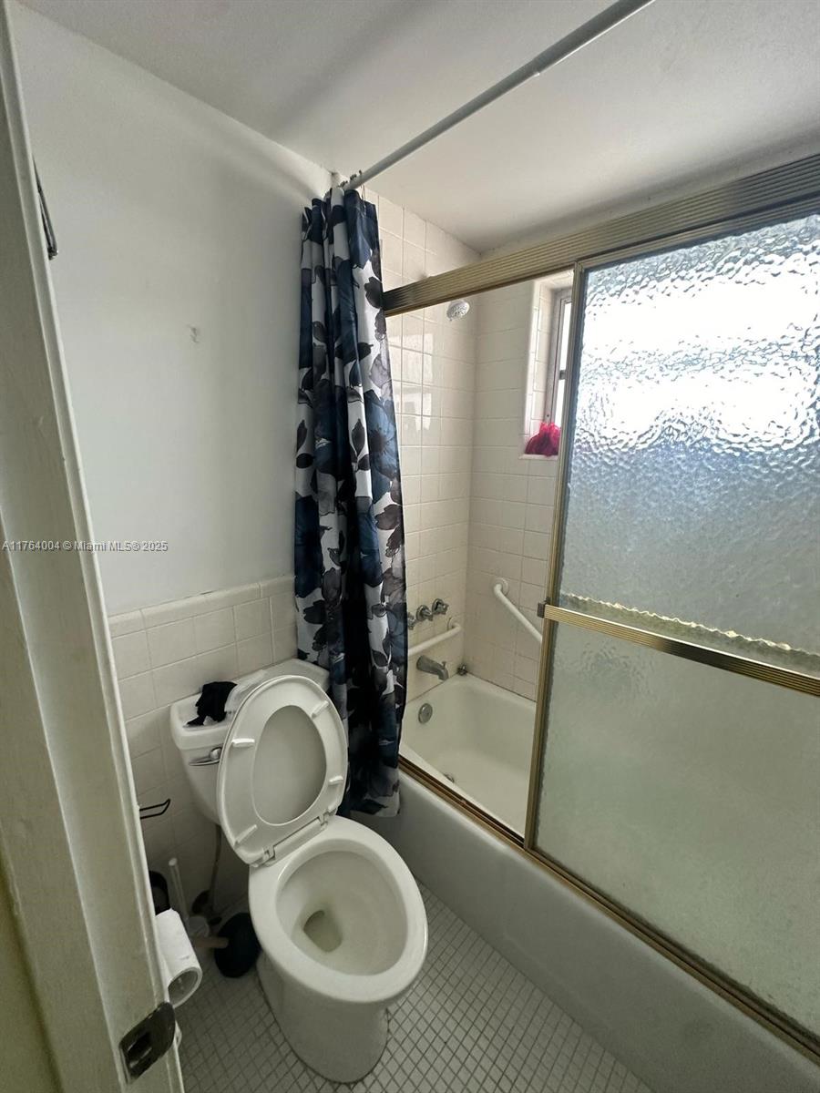 2101 NE 68th St #204, Fort Lauderdale, Florida image 17