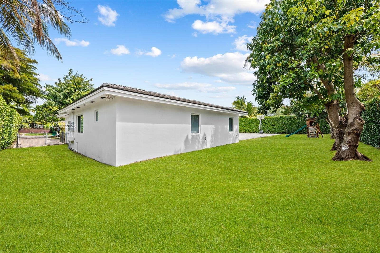7360 SW 130th St, Pinecrest, Florida image 5