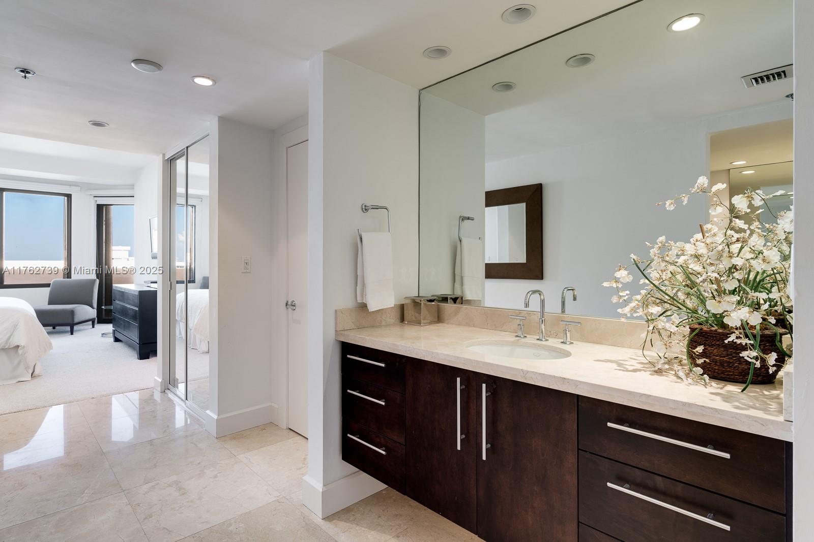 251 Crandon Blvd #1131, Key Biscayne FL 33149