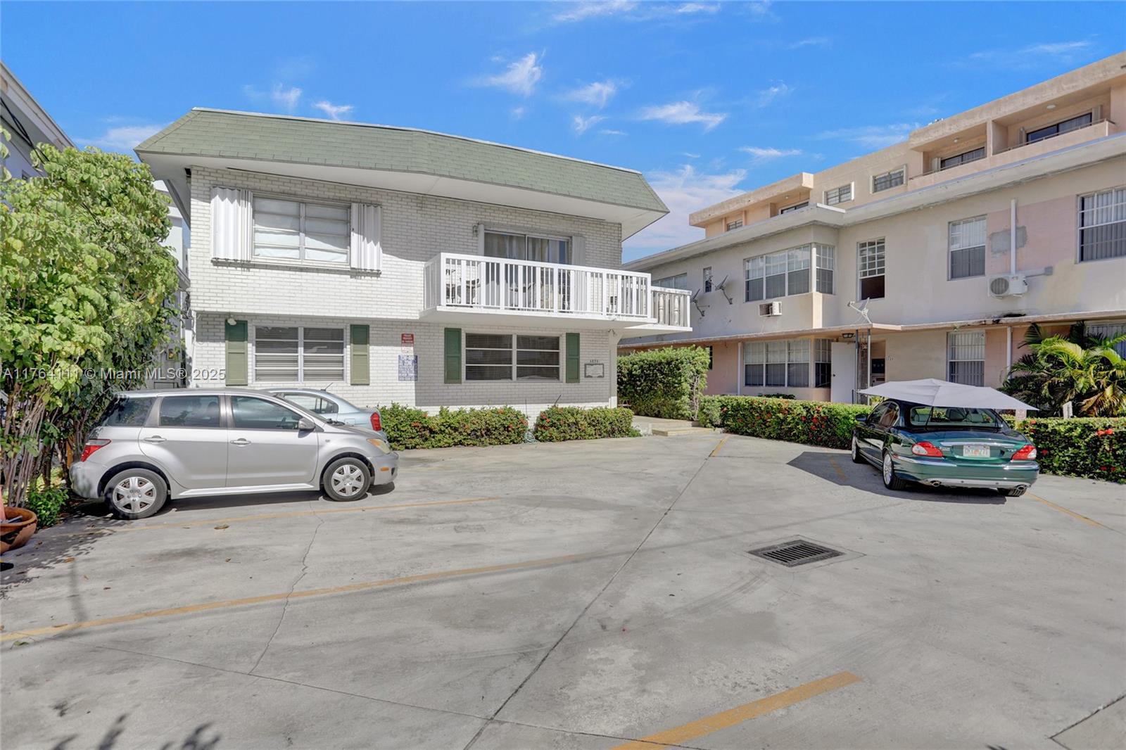 6856  Abbott Ave #8 For Sale A11764111, FL