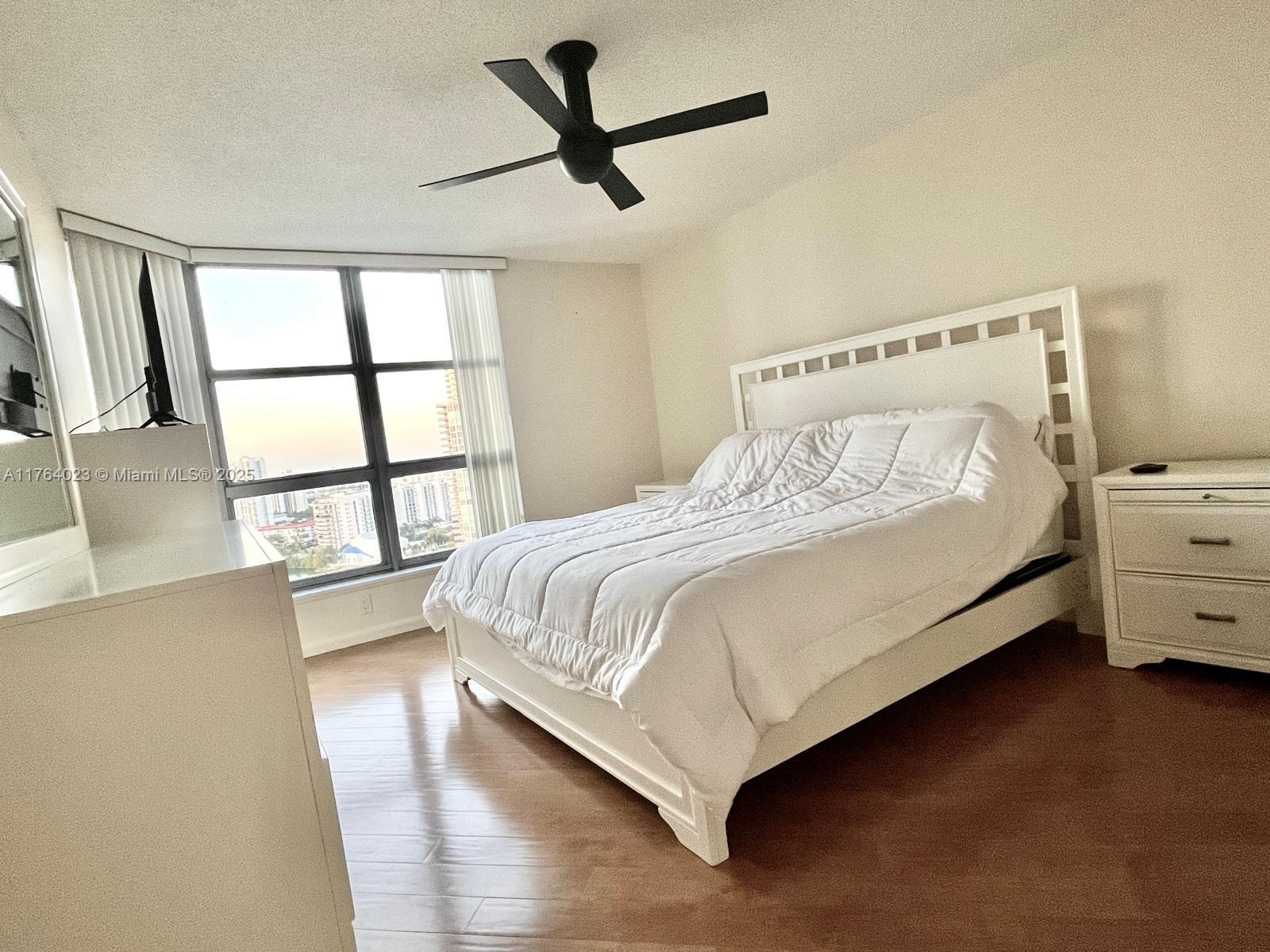 3530 Mystic Pointe Dr #2504, Aventura FL 33180