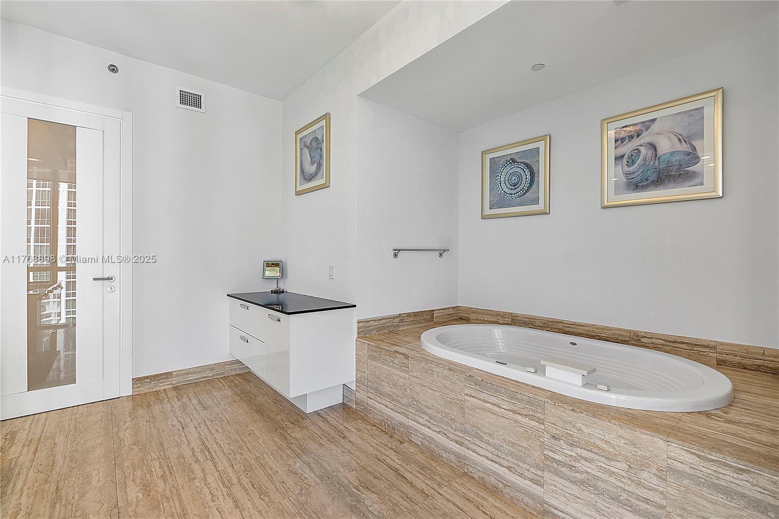 15811 Collins Ave #1601, Sunny Isles Beach FL 33160