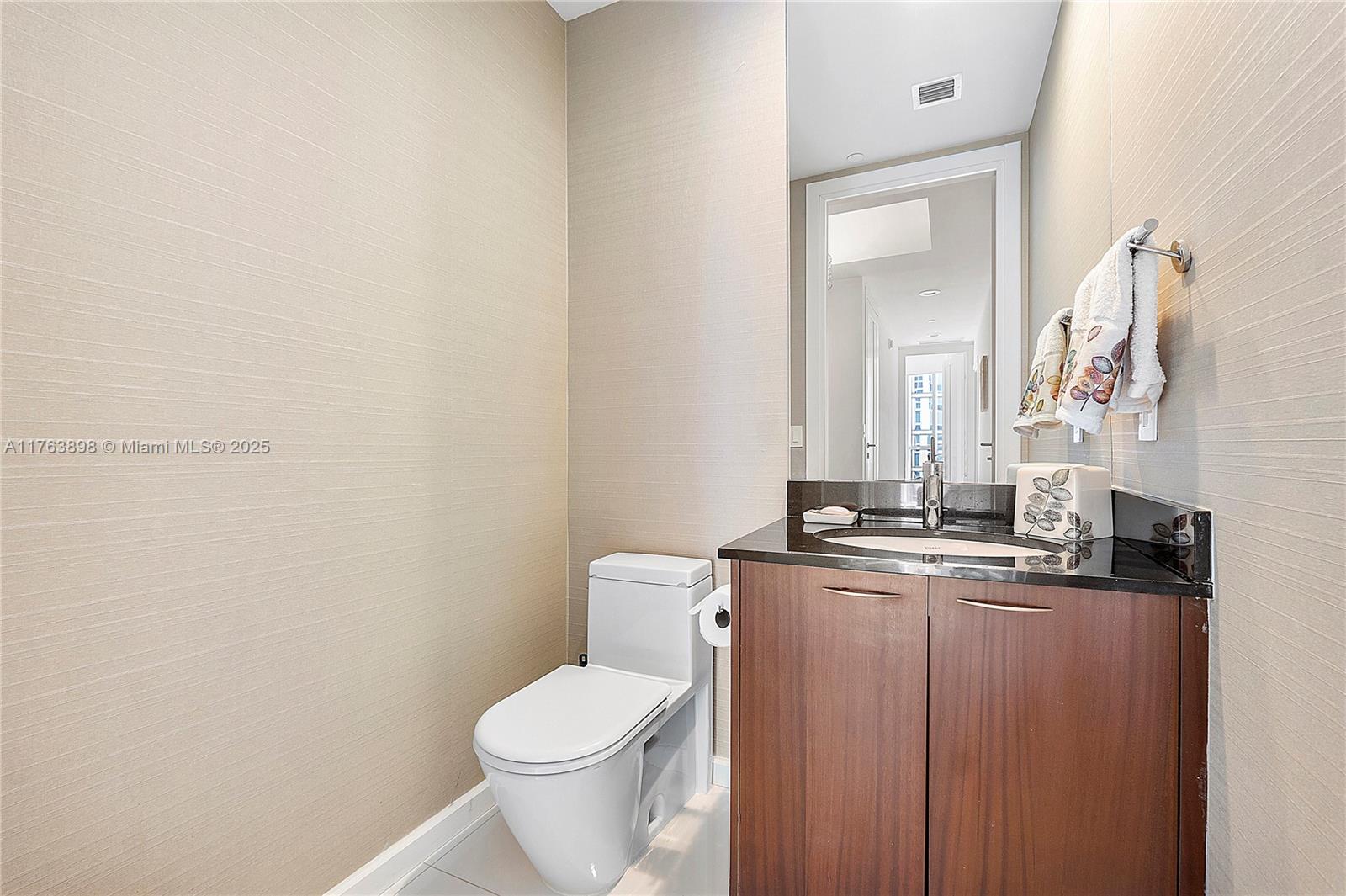 15811 Collins Ave #1601, Sunny Isles Beach FL 33160