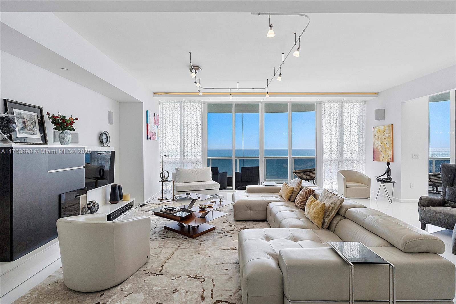 15811 Collins Ave #1601, Sunny Isles Beach FL 33160