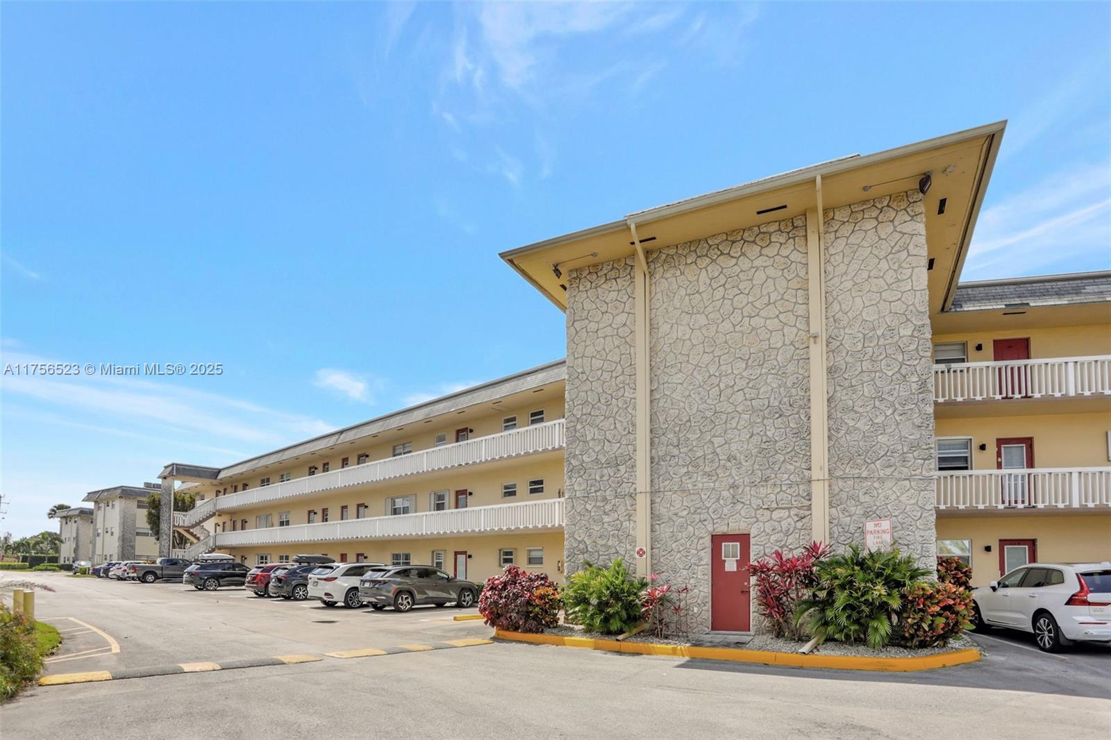 4421 NW 16th St #G108, Lauderhill, Florida image 32