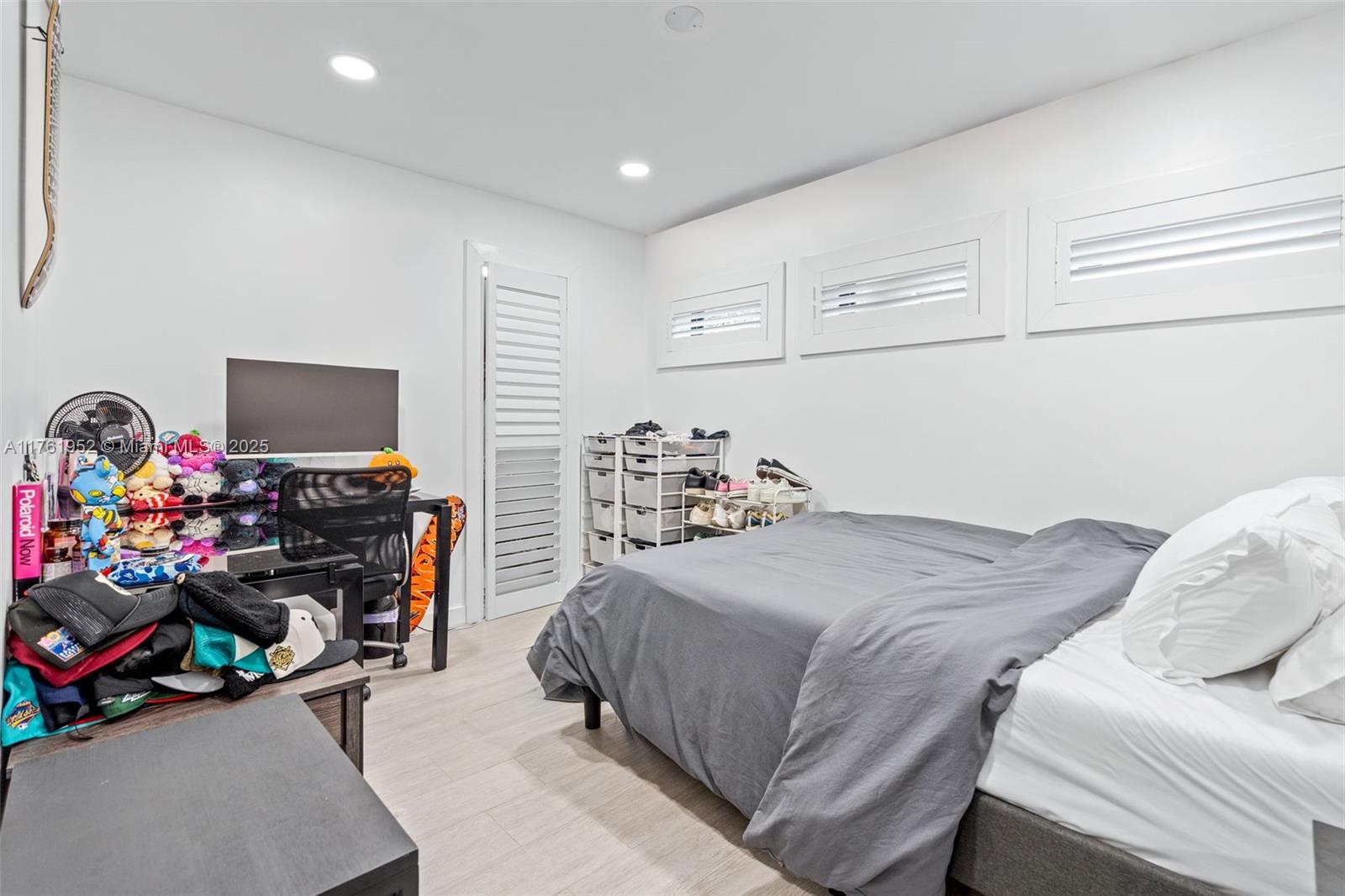 Listing Photo 17