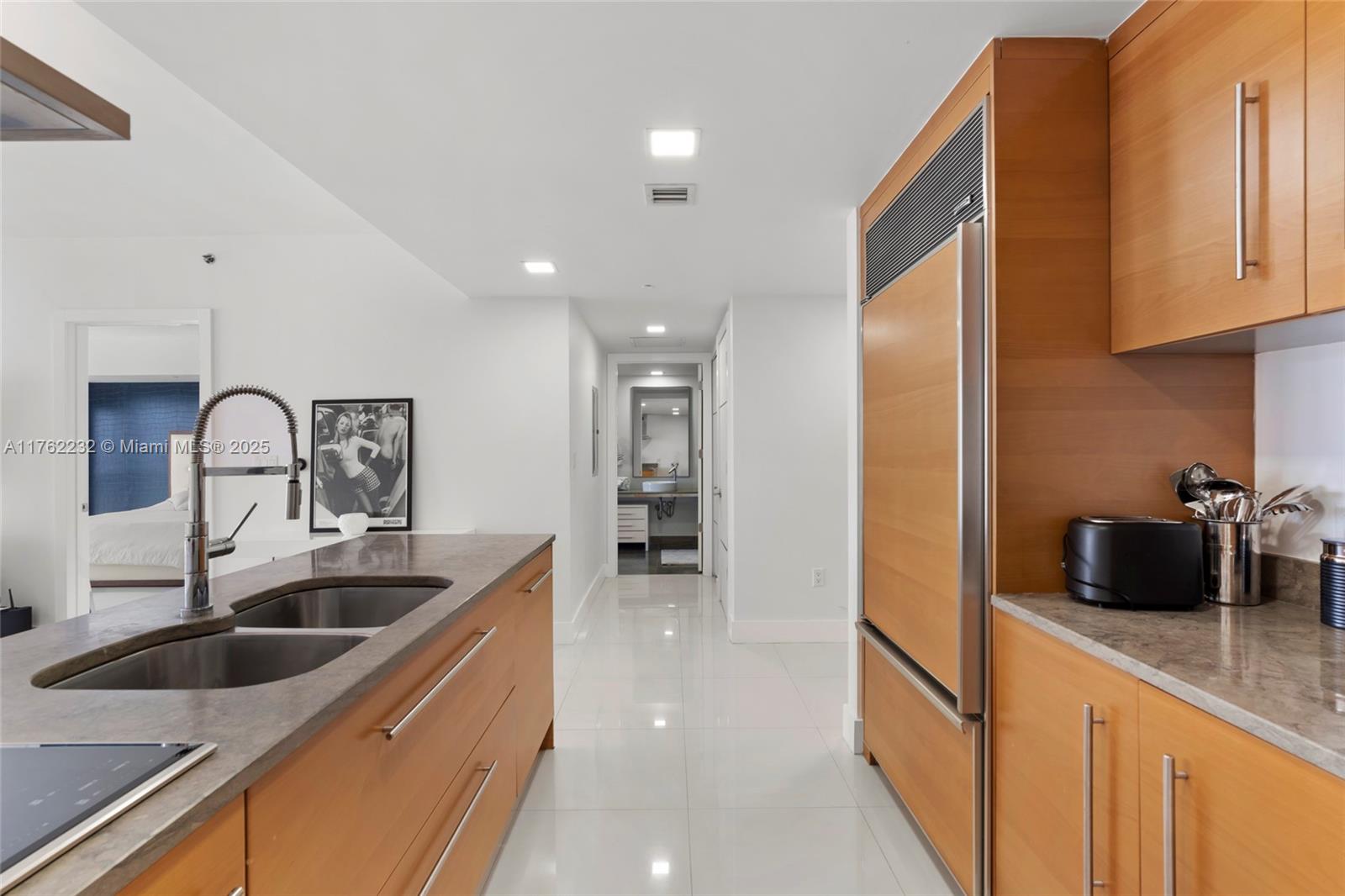 495 Brickell Ave #4907, Miami FL 33131