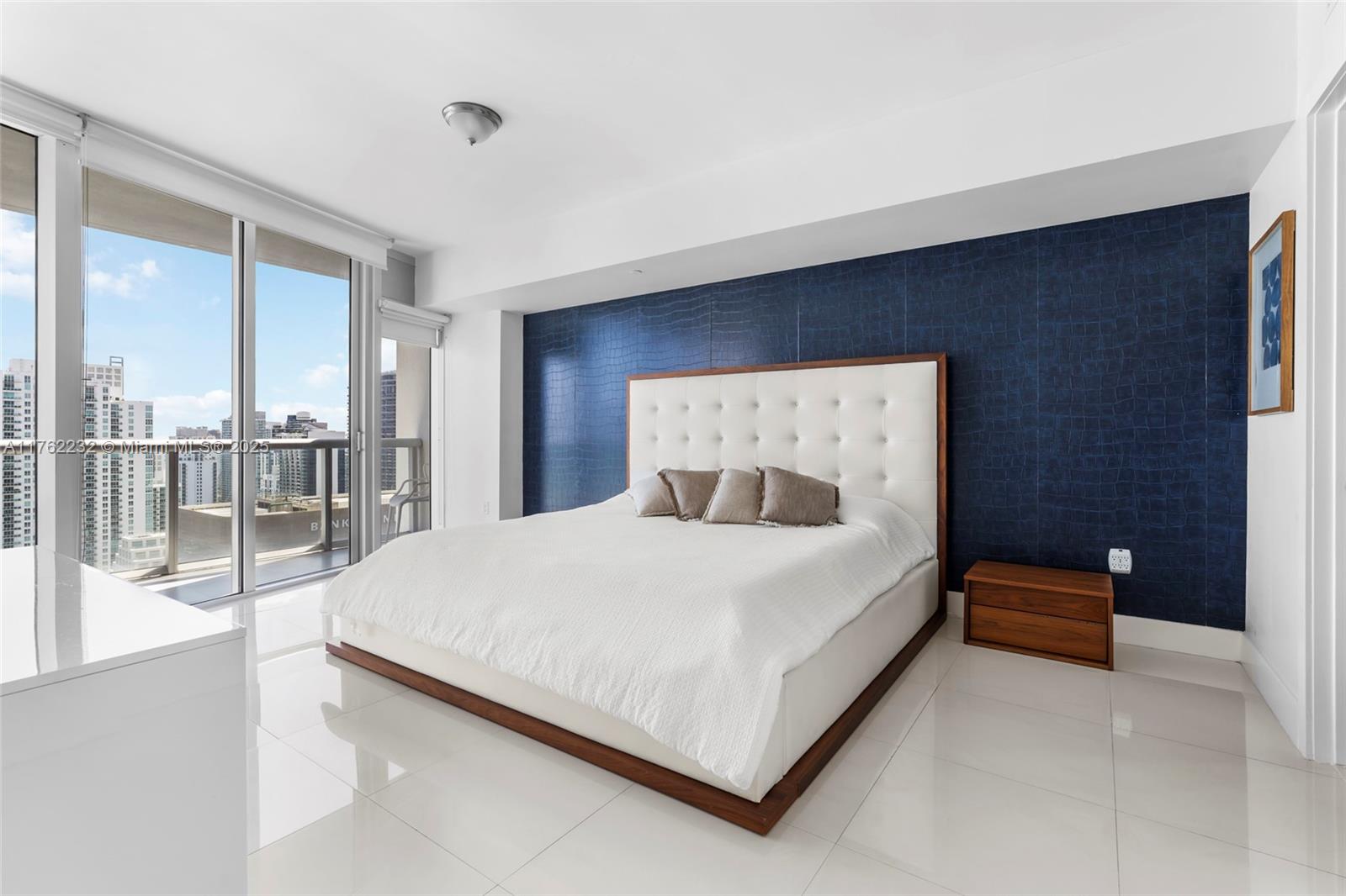 495 Brickell Ave #4907, Miami FL 33131