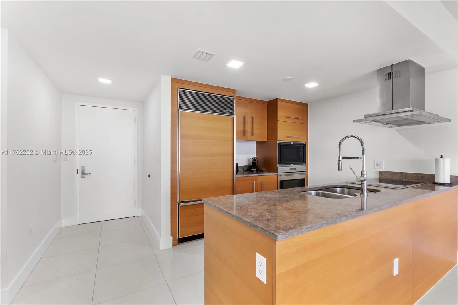 495 Brickell Ave #4907, Miami FL 33131