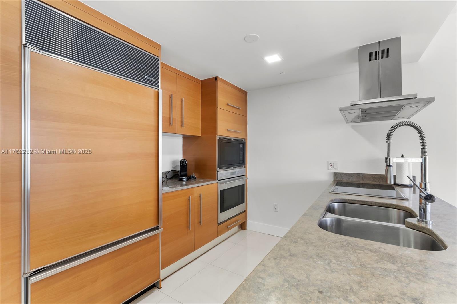 495 Brickell Ave #4907, Miami FL 33131